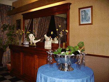 Hotel Restaurant Du Tourisme Latronquière Buitenkant foto